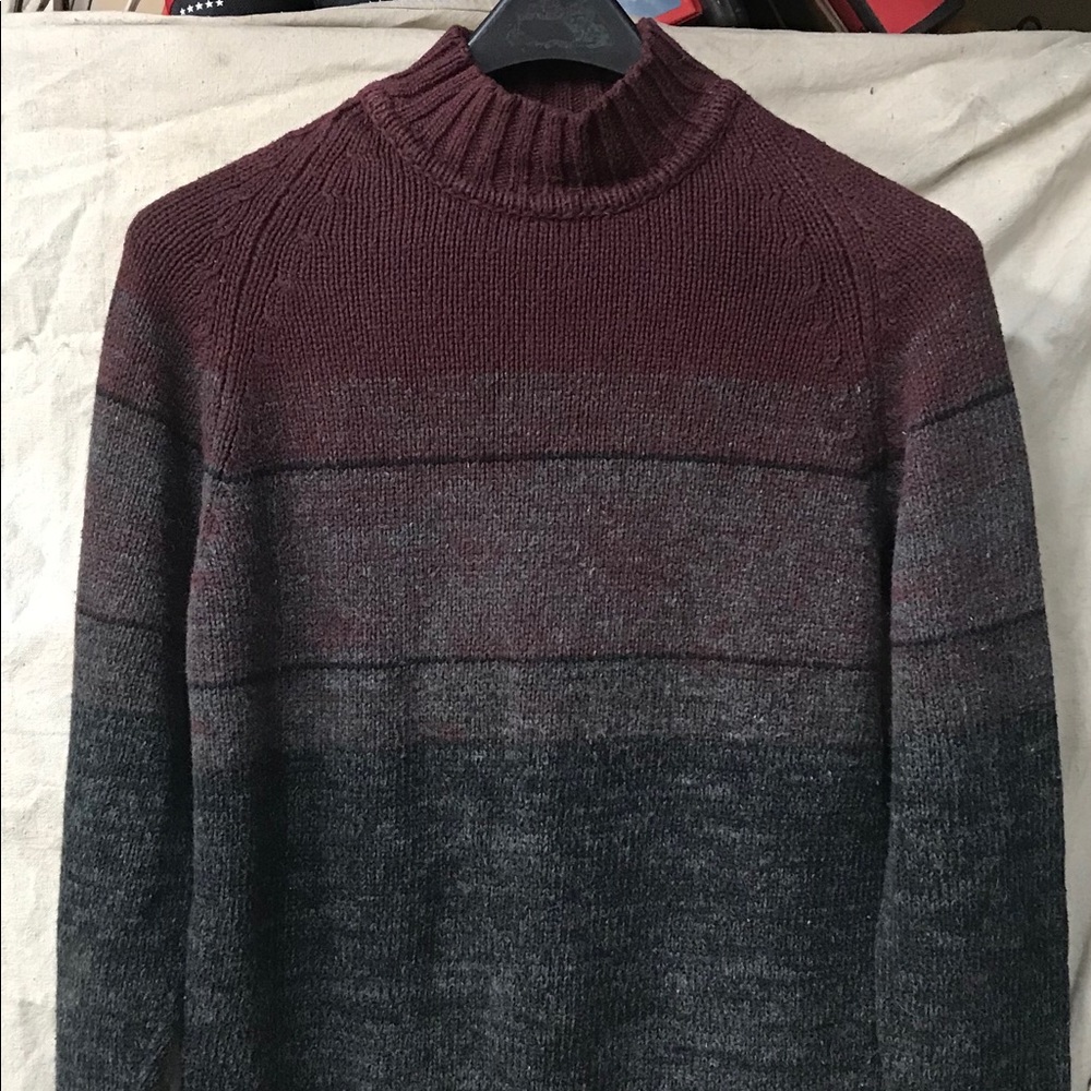 Vintage Crazy Horse (Claiborne) turtleneck sweater